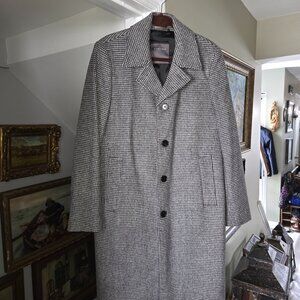Lane Wool Men's Coat - 4 Button Black/Gray Houndstooth Checkerboard